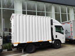 Isuzu NLR – Box Besi